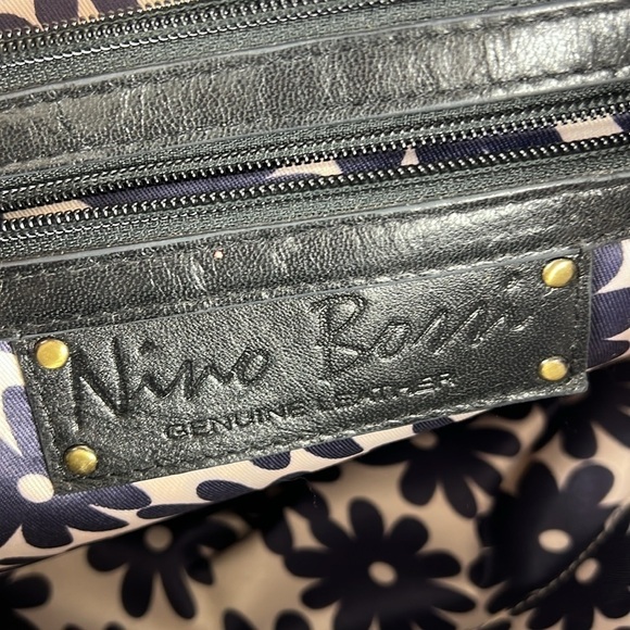 Nino Bossi Handbag Jara’s Ring Leather Tote Hobo Bag Black Zipper Close - Picture 11 of 13